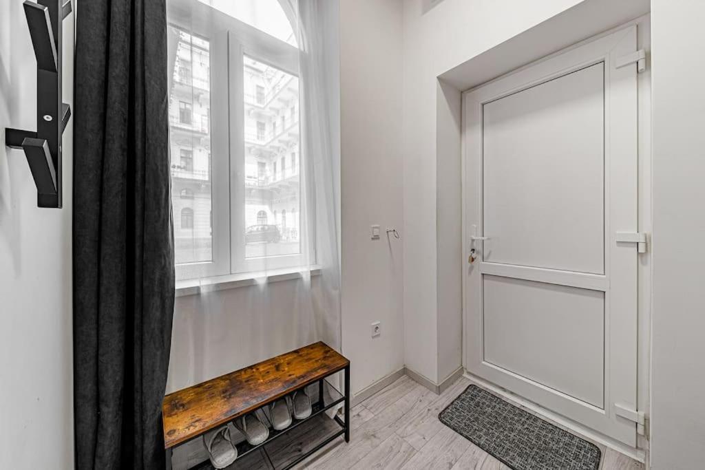 Apartamento Chic Loft Bp: Industrial Gem Budapest Exterior foto